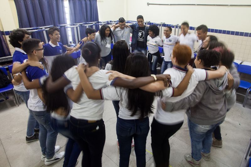 Instituto Unibanco e Ação Educativa lançam coleções sobre gestão escolar, relações étnico-raciais e educação quilombola