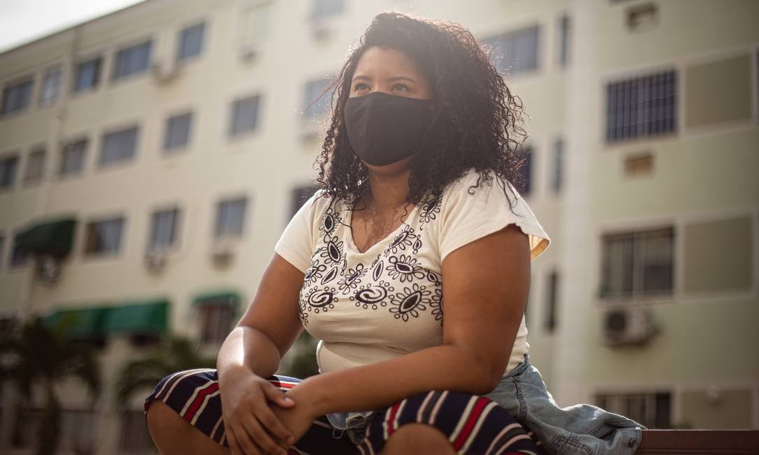 Levantamento revela que 60% dos jovens de comunidades das zonas Norte e Oeste do Rio já perderam mais da metade da renda