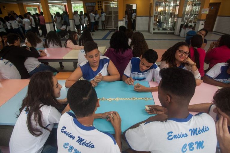 O novo Fundeb: o que está em jogo com a nova PEC?